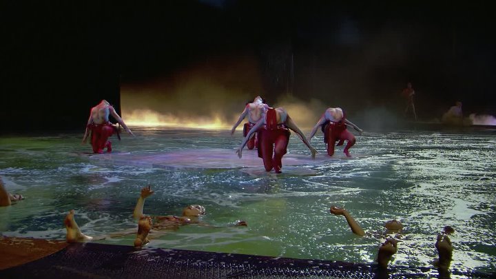 Cirque du Soleil Worlds Away 2012 Hindi-English 1080p BluRay 