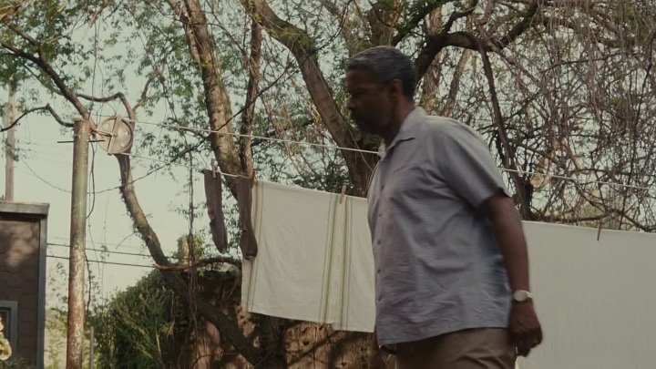 Fences 2016 Hindi-English 1080p BluRay x264 